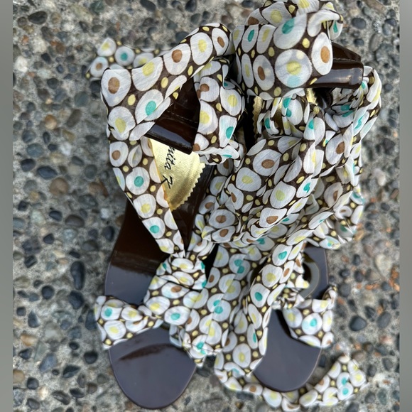 Danita K wedges, size 7 - Picture 4 of 7